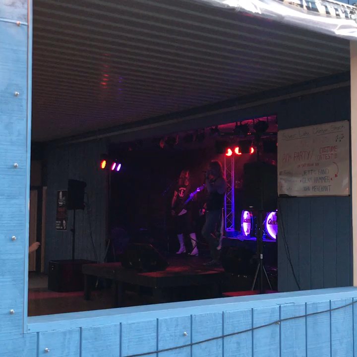 Silver Lake Chicken Shack - Live music rockin the whole Silver Lake - American Near Me - Mears, Michigan