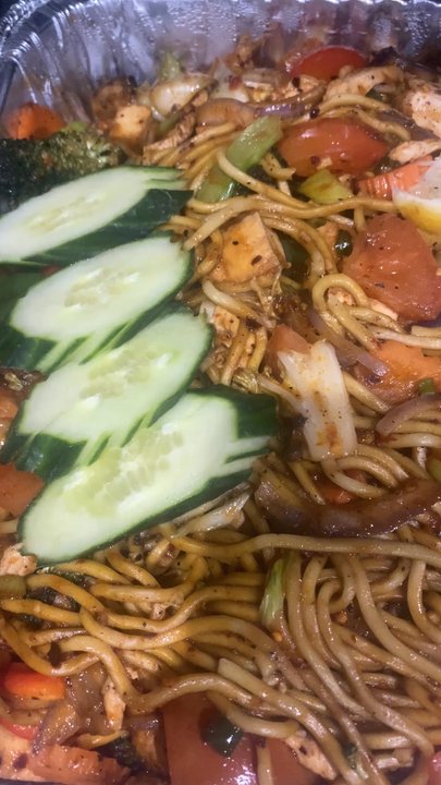 Thai flavour - Oodles noodles is my favourite dish but everything else is amazing too. fried rice, fish, shrimp, beef, chicken and tofu are fresh to order - Thai Near Me - Toronto, Ontario