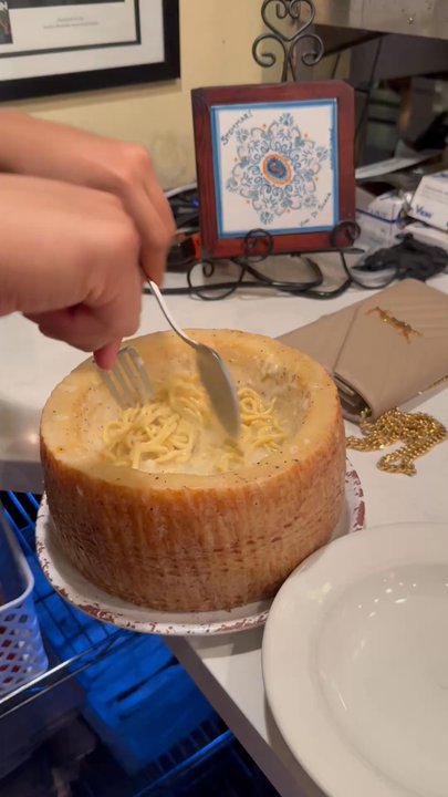Numero 28 - Cacio E Pepe serving. - Italian Near Me - Austin, Texas
