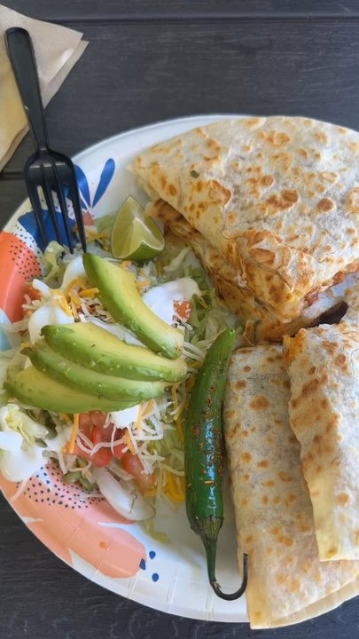 Tacos La Roca - Regular quesadilla with chicken, birria tacos with beef - Food Trucks Near Me - Chelan, Washington