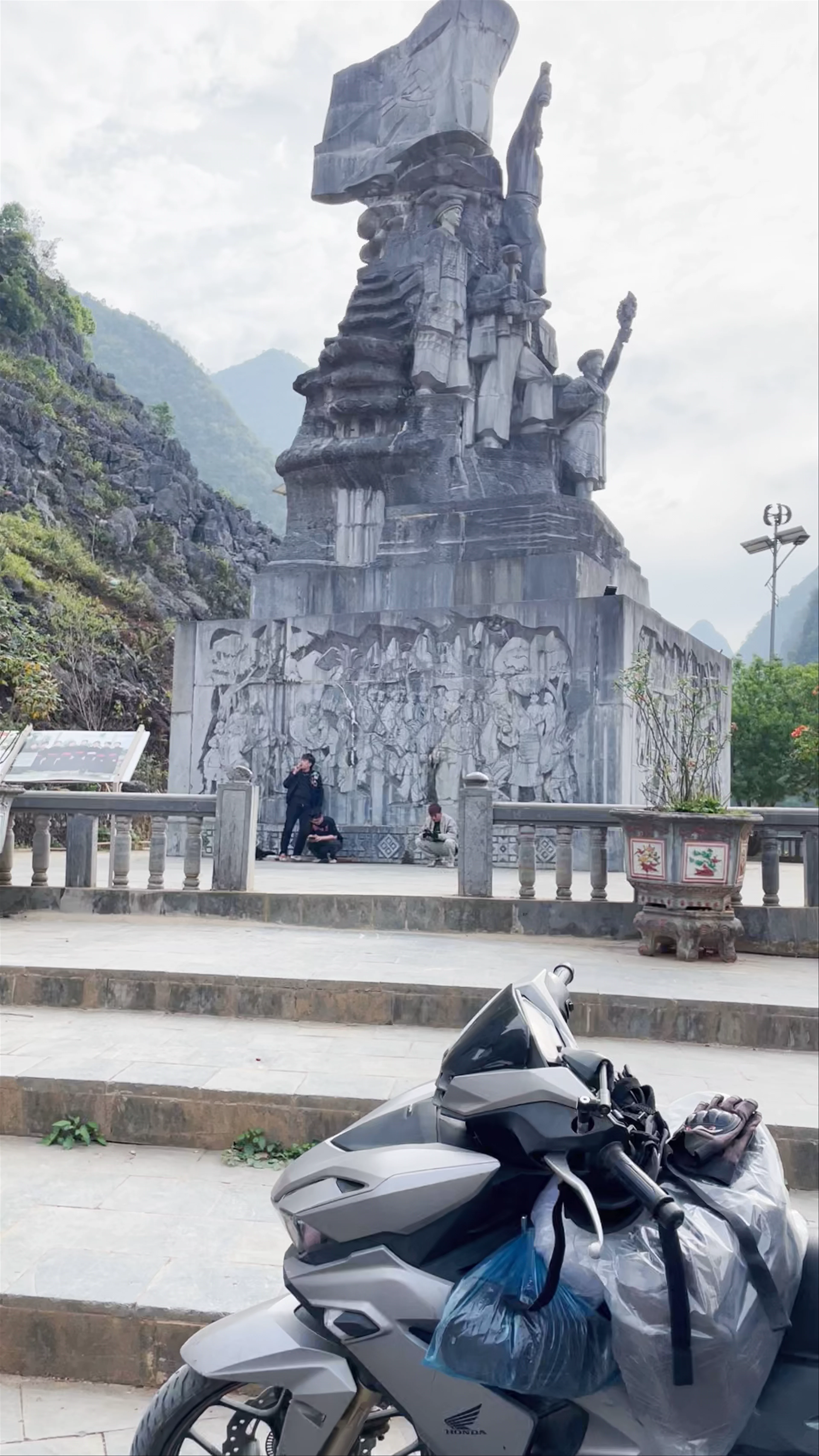 Youth Volunteer Monument