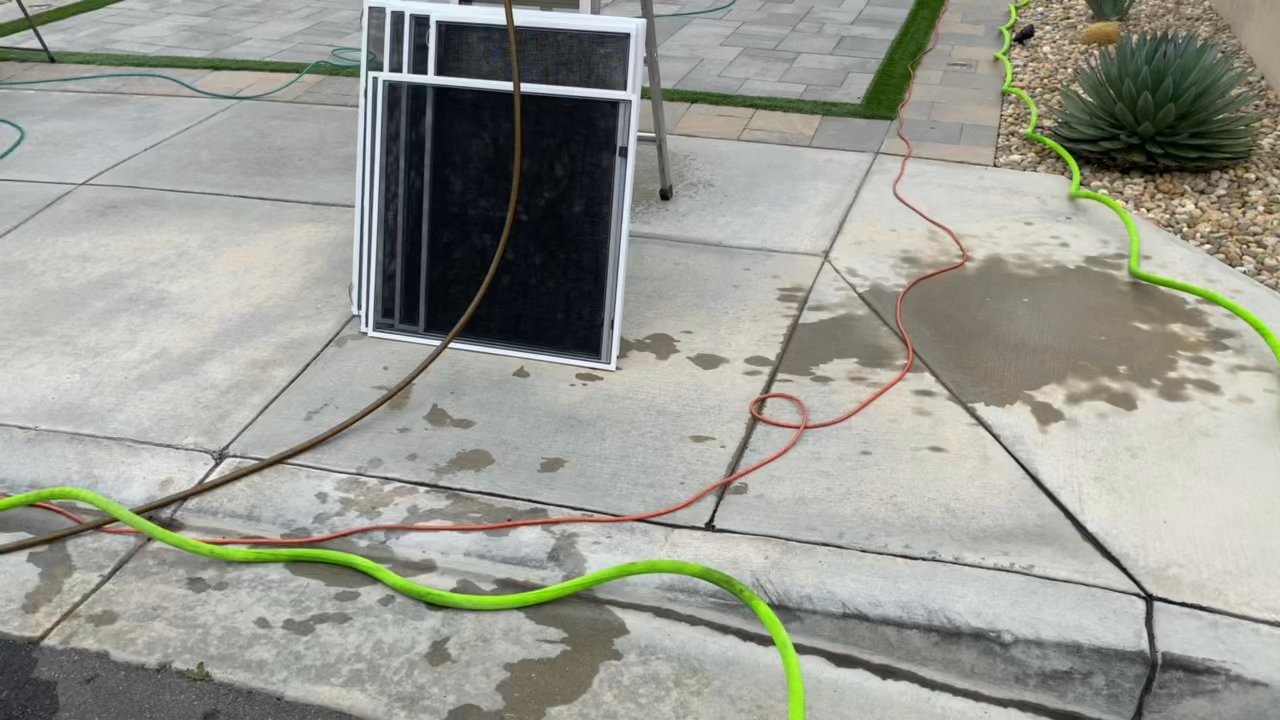 Perez window cleaning - Screen cleaning and repairs - Window Washing Near Me