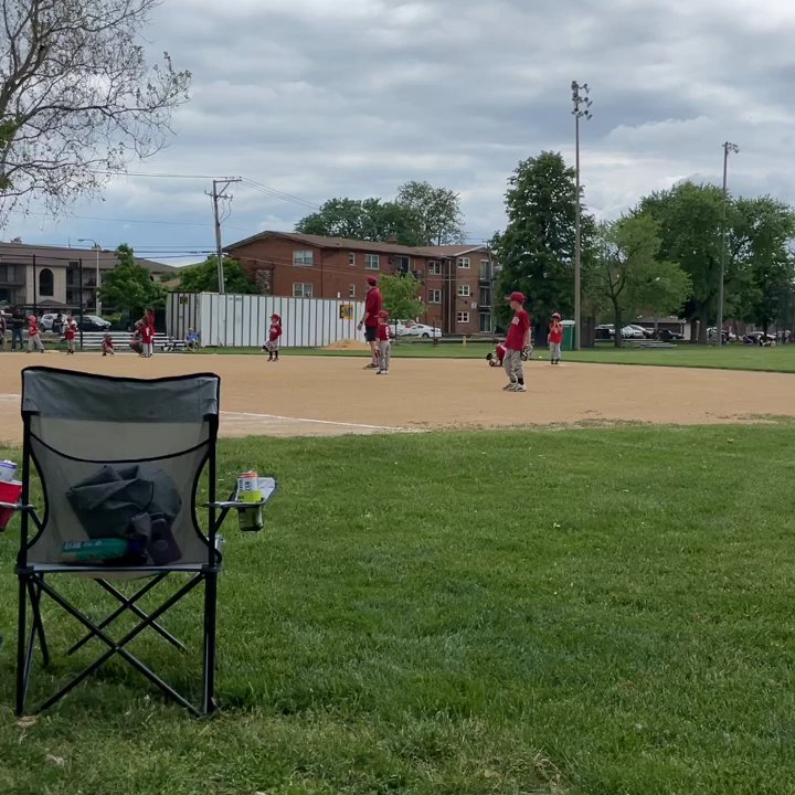 Hale Park - Family time post COVID - Parks Near Me - Chicago, Illinois