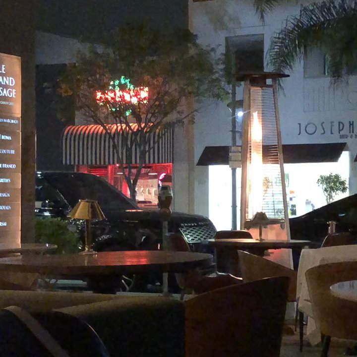 Cafe Roma - Cafes Near Me - Los Angeles, California