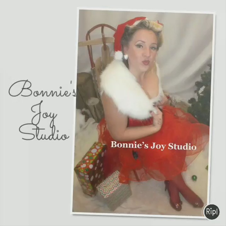 Bonnie's Joy - Get your Santa Baby at Bonnie's Joy - Boudoir Photography Near Me - Lehi, Utah