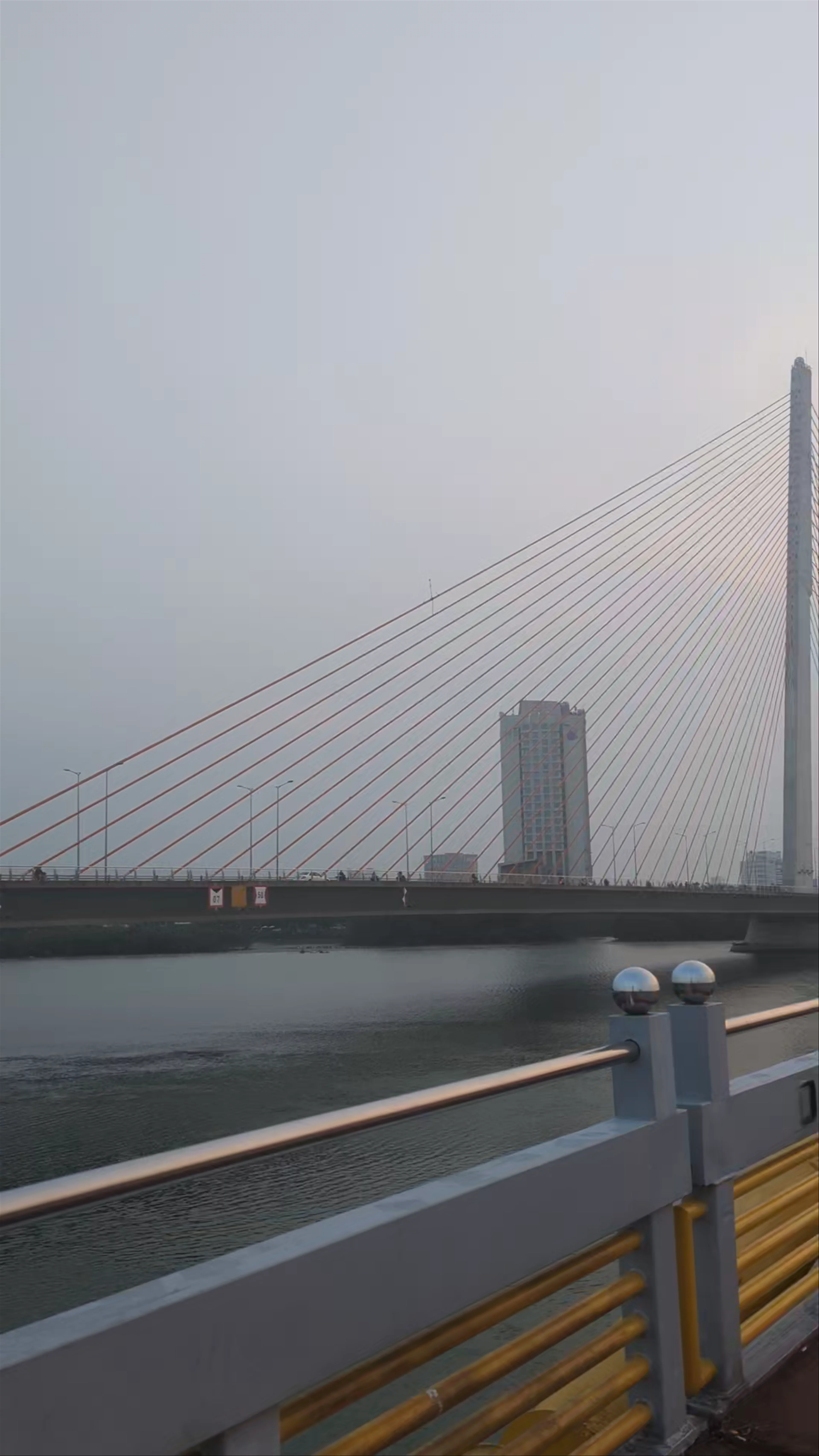 Nguyen Van Troi Walking Bridge