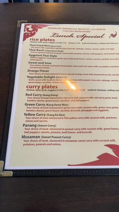 Thai Basil - Inside - Thai Near Me - Tempe, Arizona
