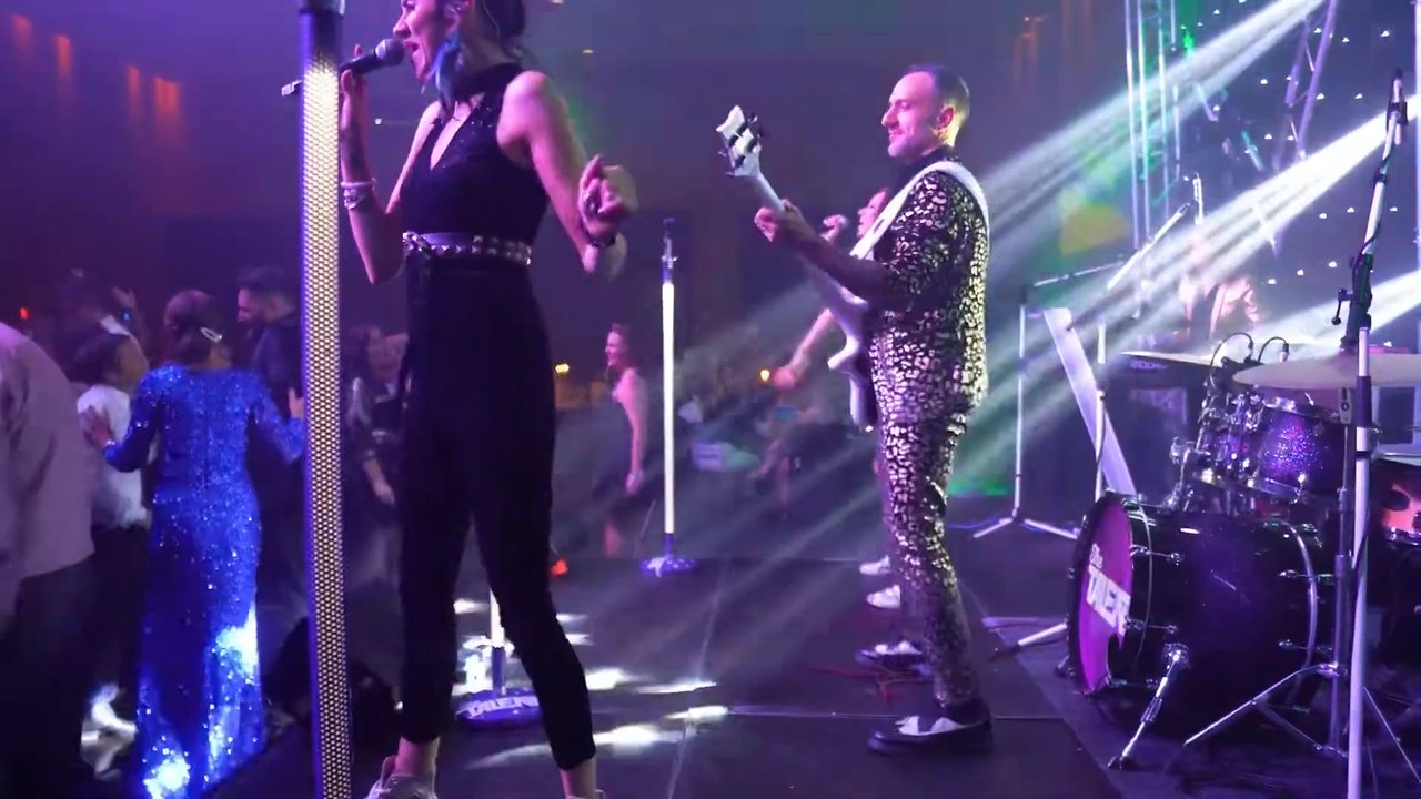 Aptitude Wedding Band - Shake Your Body - video
