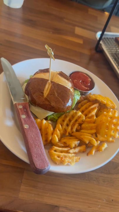Emmy Squared Pizza - Pizza Near Me - Birmingham, Alabama
