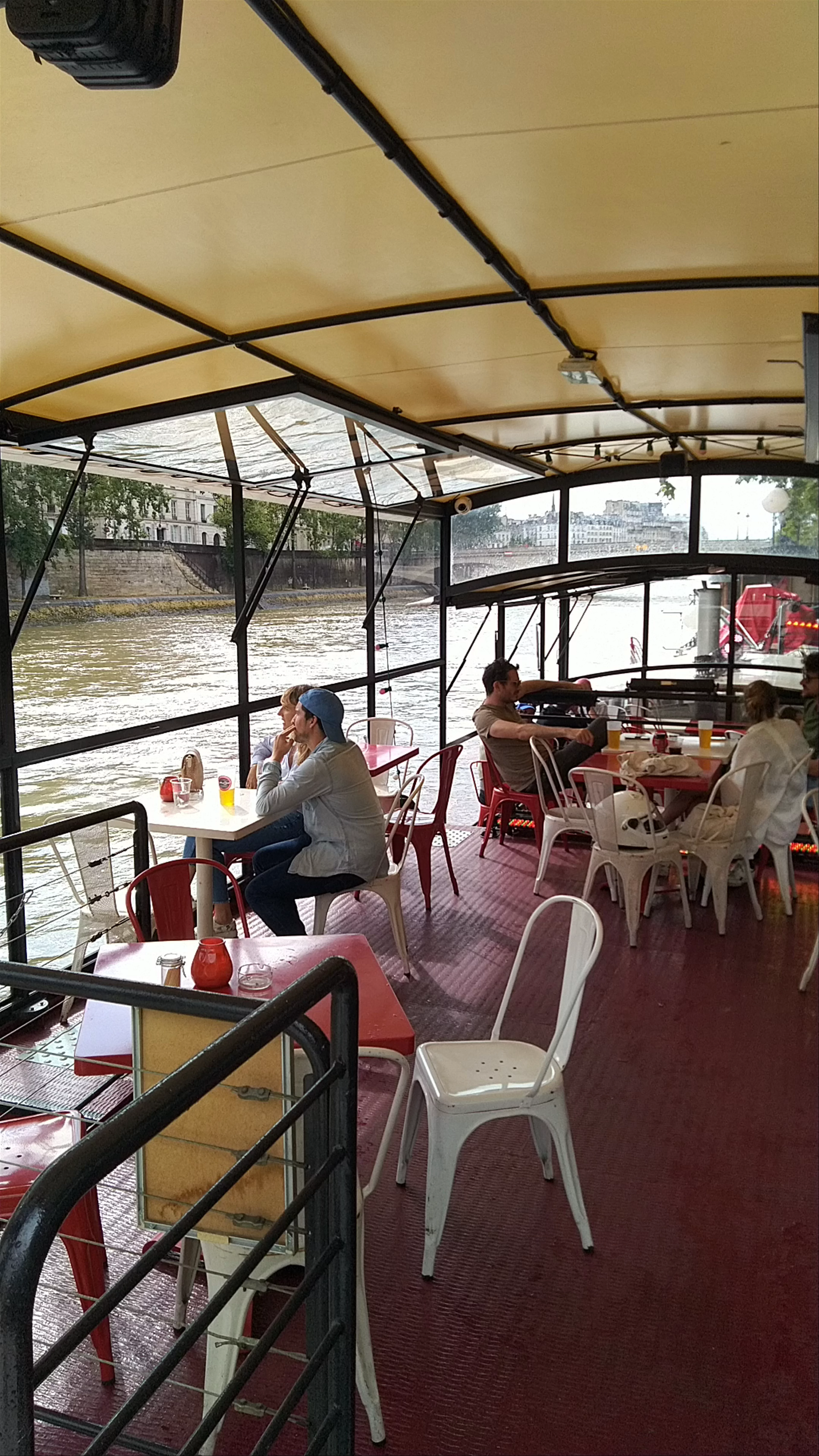Péniche Marcounet