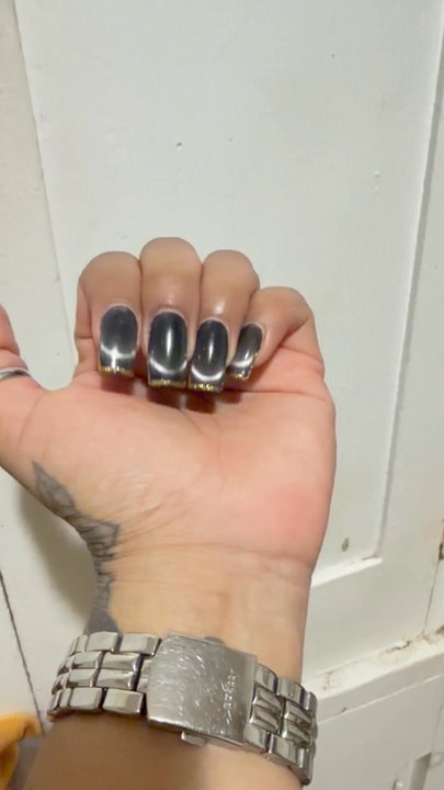 Vernis Sage Nail Bar - Nail Salons Near Me - Long Beach, California