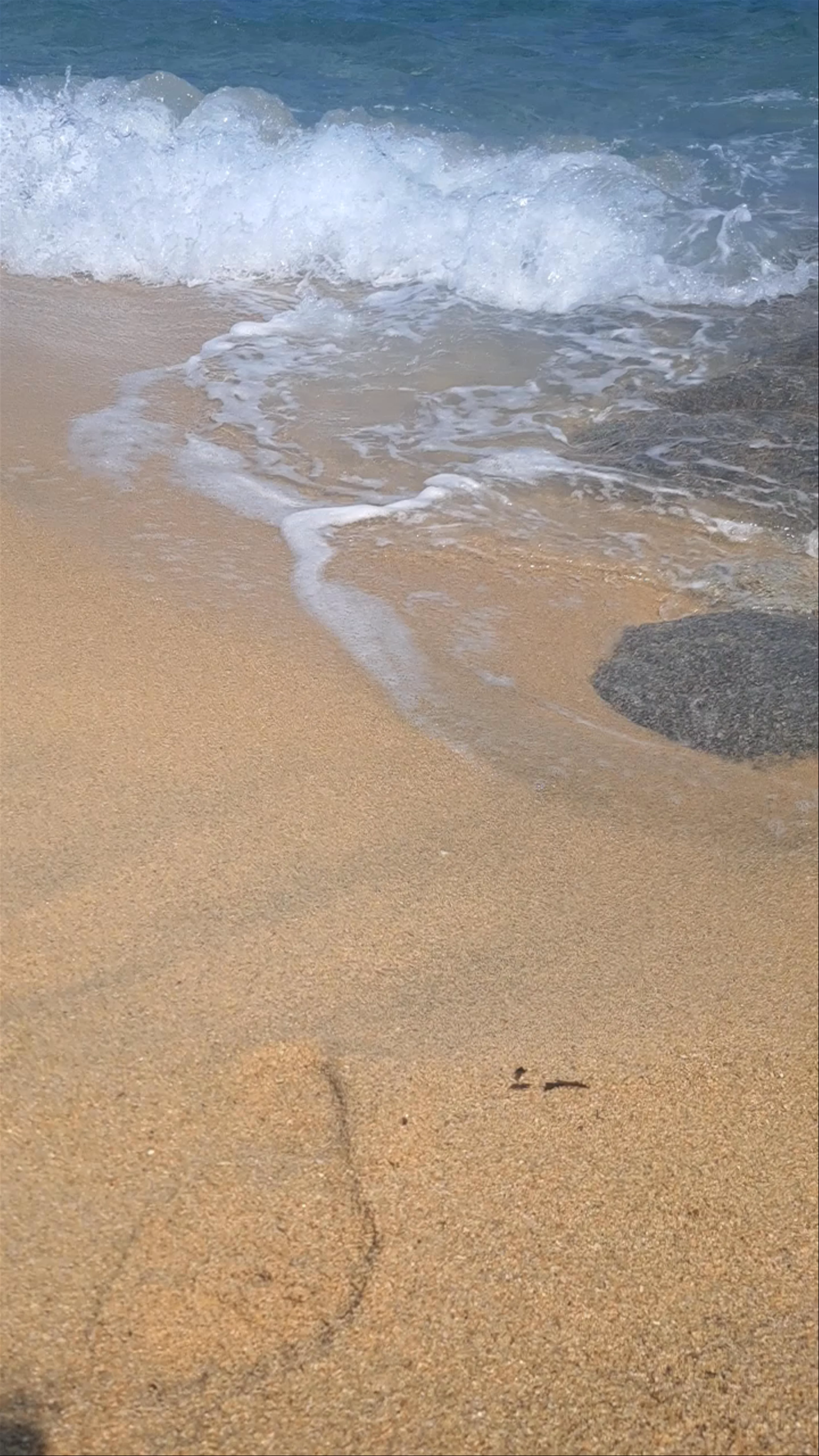 Tigania Beach