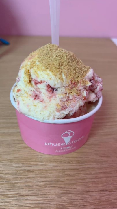 Phuse Cream - Strawberry Cheesecake - Ice Cream & Frozen Yogurt Near Me - Plantation, Florida