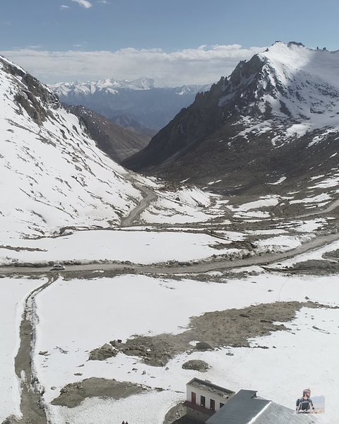 Baralacha Pass: A Guide to the Crossroads of the Himalayas