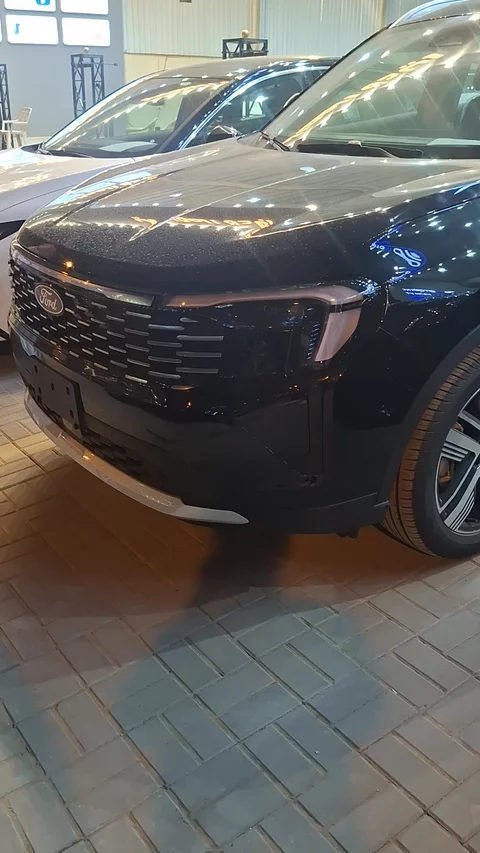 فورد تريتوري تيتانيوم بلس 2026