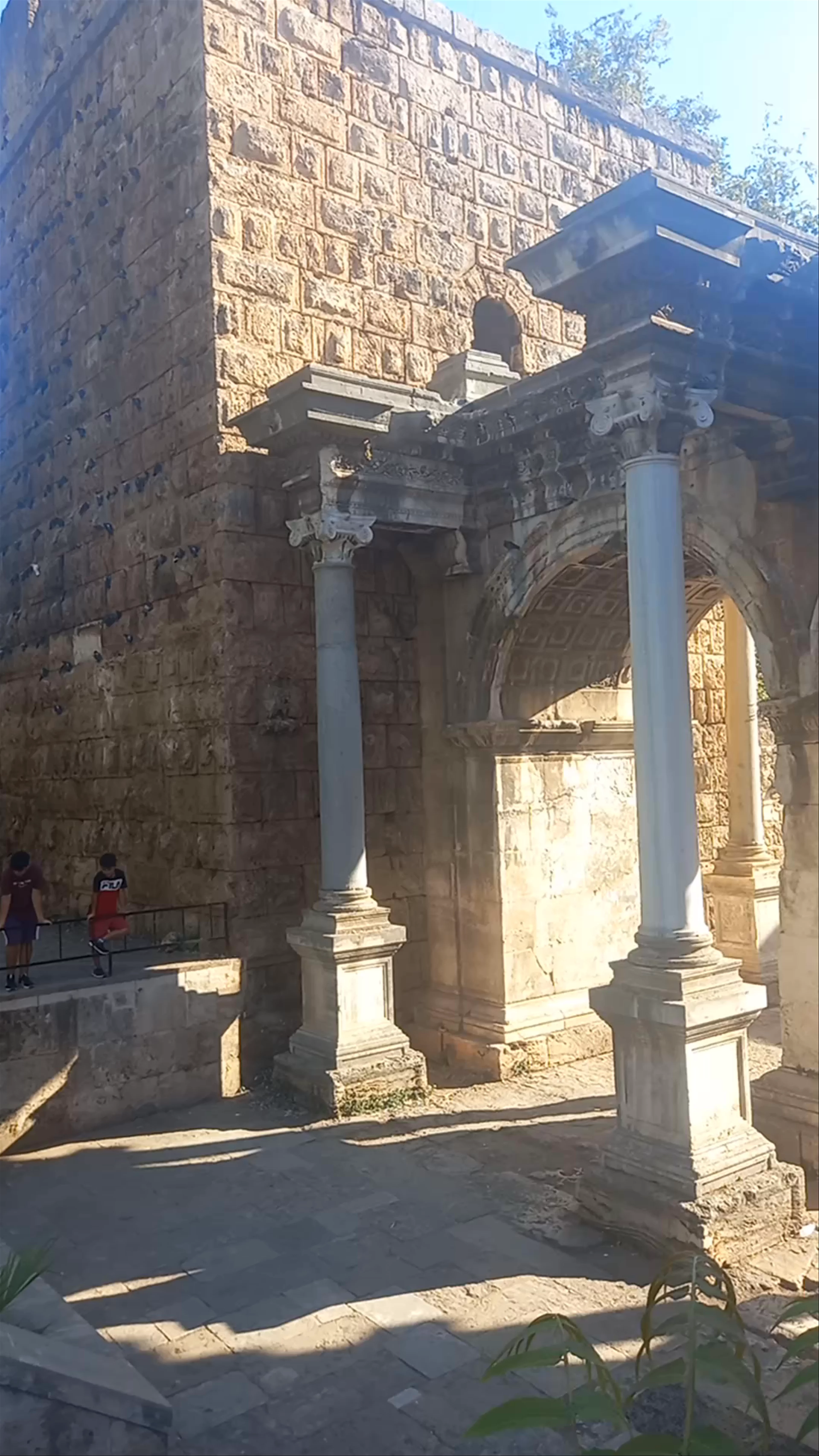 Hadrian's Gate, Barbaros