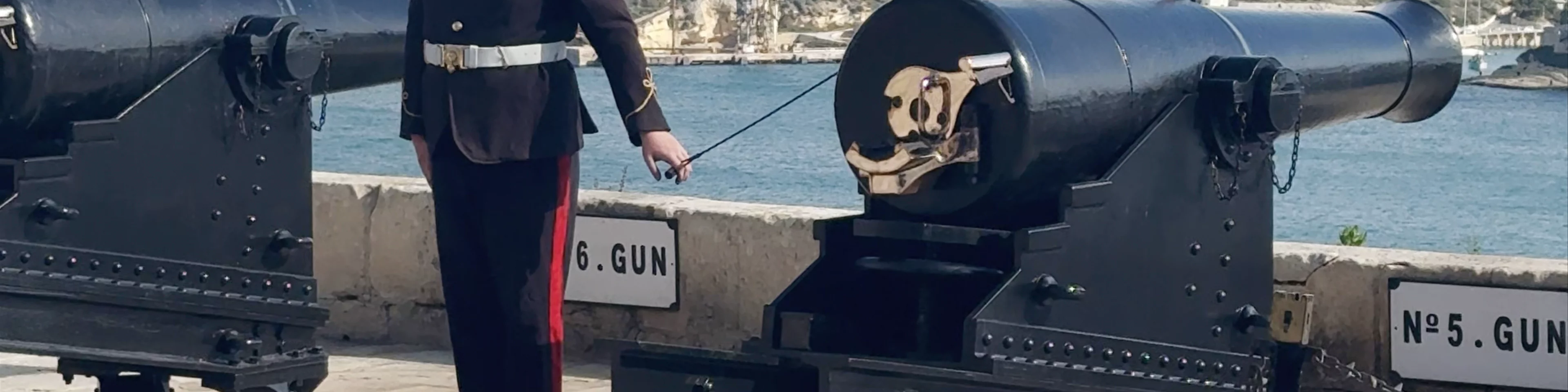 Saluting Battery