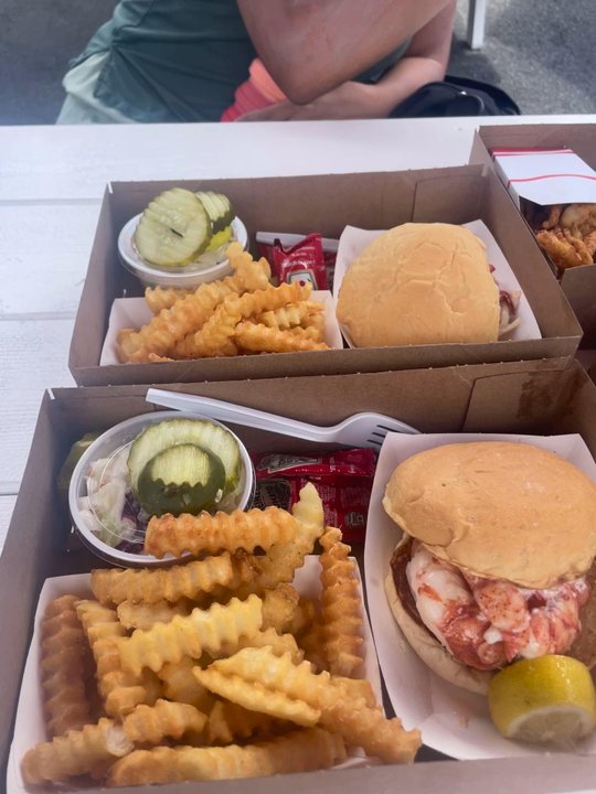 The Clam Shack - Lobster roll combo, fried clam strips, fresh lemonade - Seafood Near Me - Kennebunk, Maine