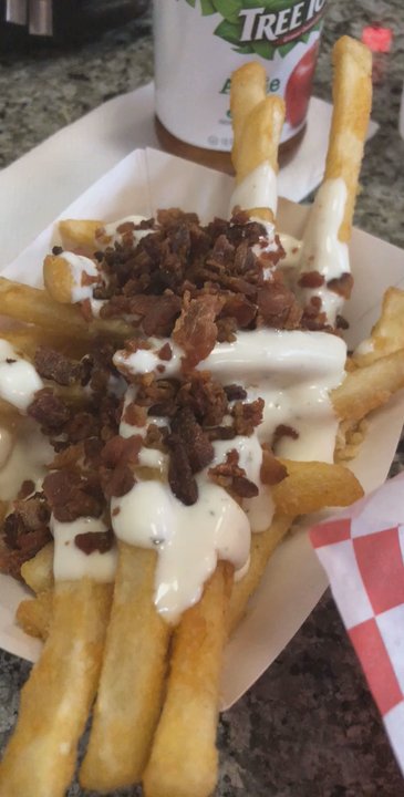Simon's Hot Dogs - Hands down best hot dogs. Kind attentive & sweet service.Cozy & clean environment. Fresh food. This def be my new go-to place for munchies. - Hot Dogs Near Me - Scottsdale, Arizona