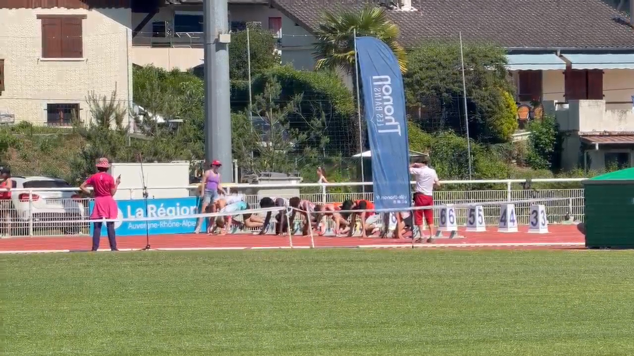 Lausany Jozefzoon: Sprinting to Success .