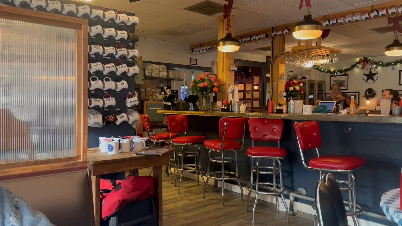Wimberley Cafe - Inside view - American Near Me - Wimberley, Texas