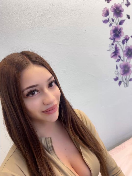KM Nails and lashes lounge - Nail Salons Near Me - Long Beach, California