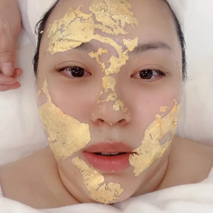 La Peau Day Spa - 非常好的美容体验， 24K金贵妇护理非常专业，把我的痘痘都清得很干净纽约华裔小姐指定美容医美机构，来这里可以经常偶遇TVB明星和选美小姐噢 - Day Spas Near Me - Flushing, New York
