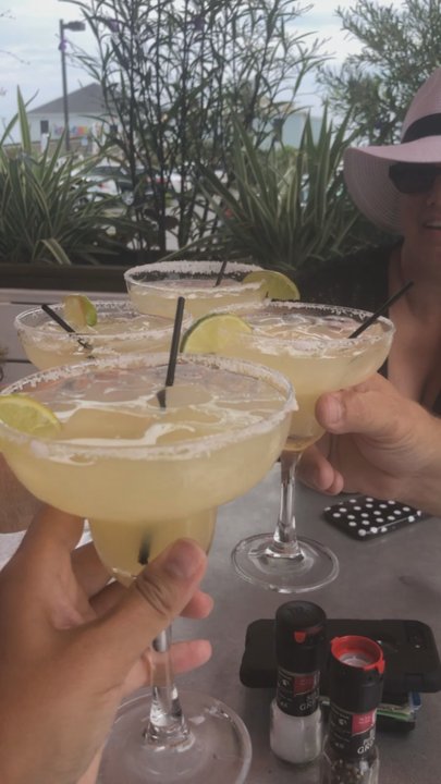 Pizza Hyena - Margaritas - Pizza Near Me - Surfside Beach, South Carolina
