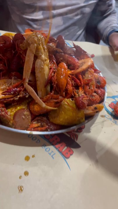 Surfing Crab - Seafood Near Me - Portland, Texas