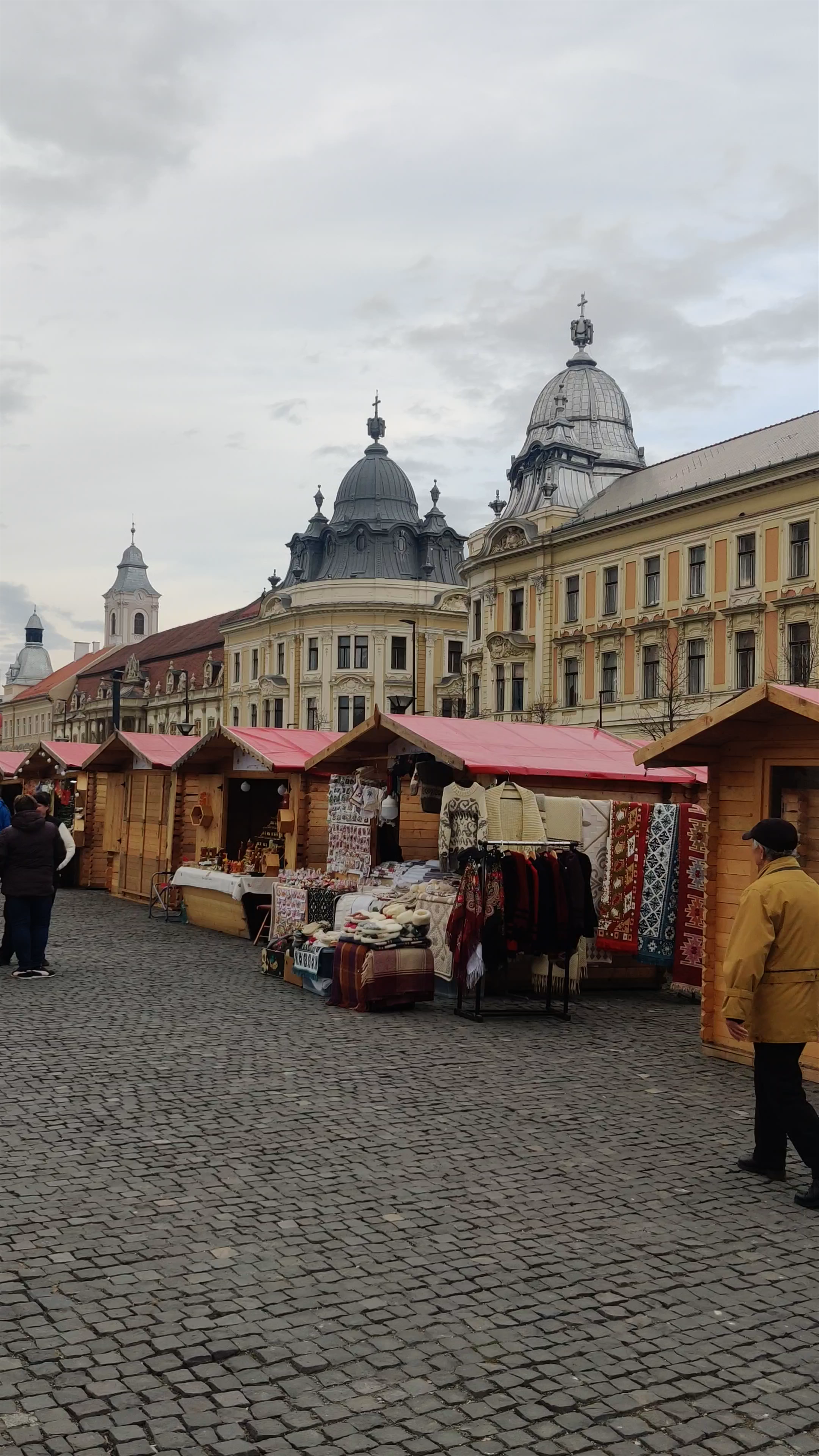 Piața Unirii: Historic Heart of Cluj-Napoca