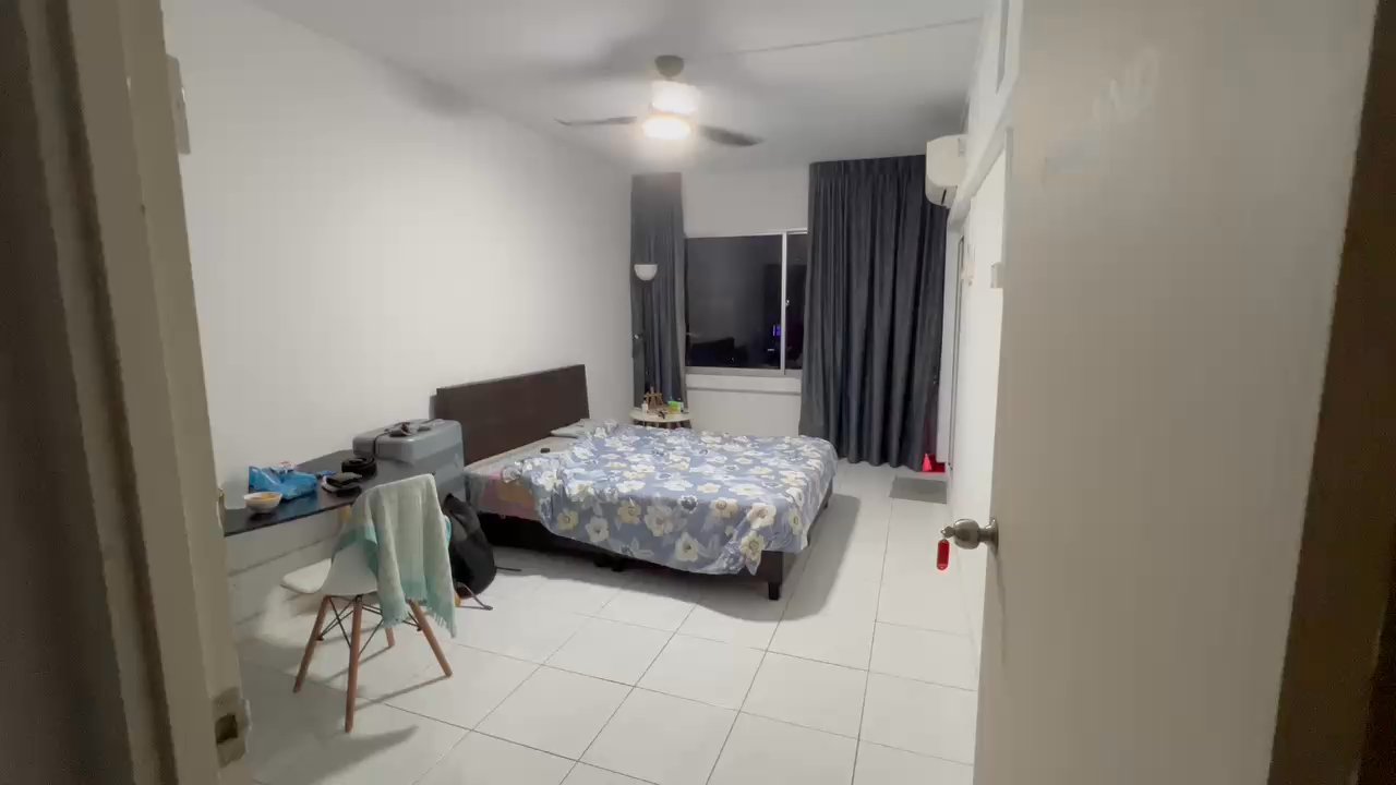 Master Room (Condo) for Rent in  People's Park Complex - Image 7