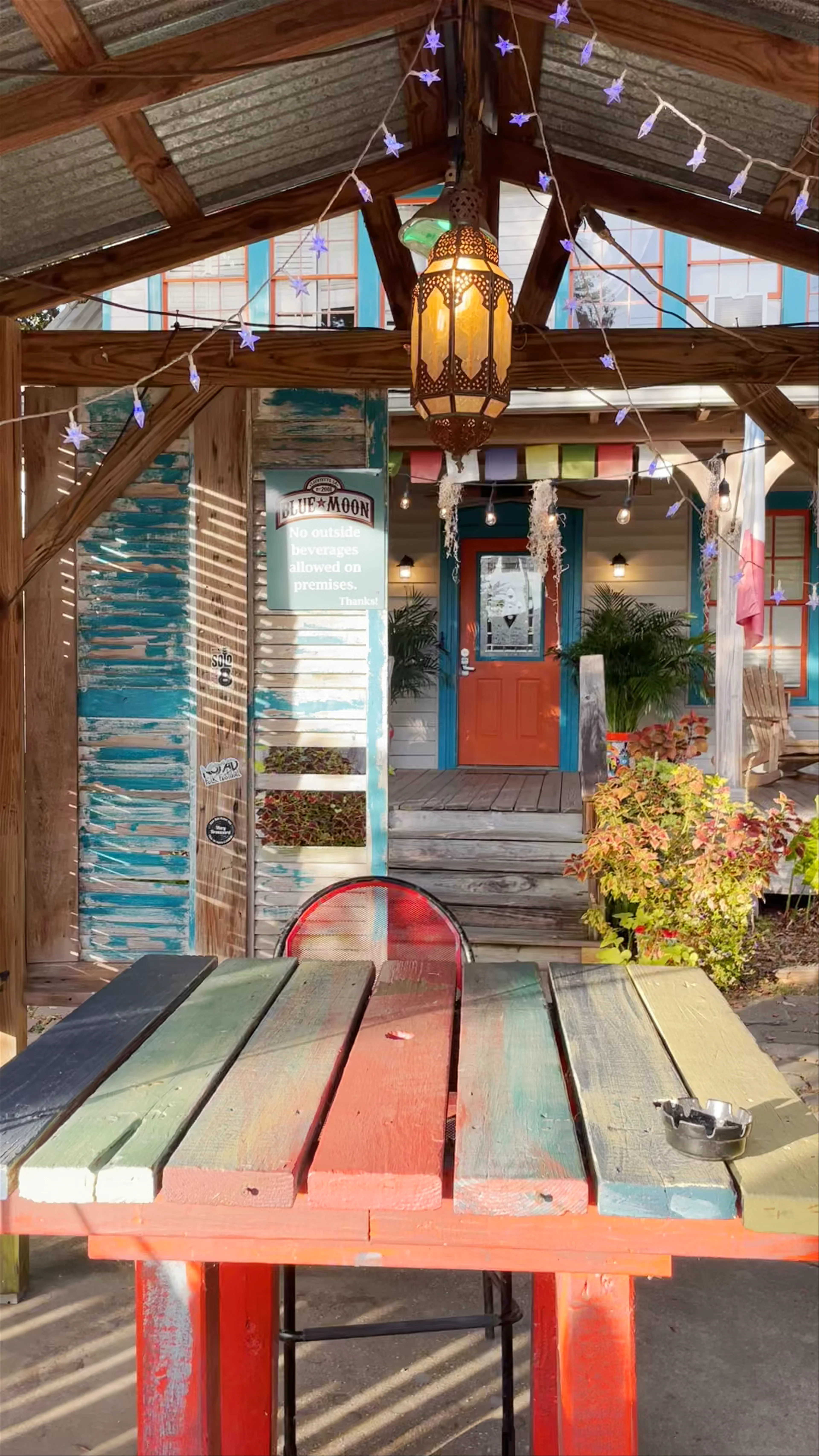Blue Moon Saloon And Guest House, East Convent Street, Lafayette, LA, USA