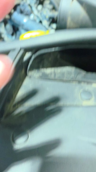 Firestone Complete Auto Care - Hose is still leaking Firestone they have tighten these hoses a whole year since March of 2025 and they're still leaking - Tires Near Me - Central Point, Oregon