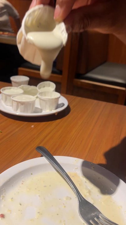 Toppers Pizza Place - Super watery barely eatable. - Pizza Near Me - Oxnard, California