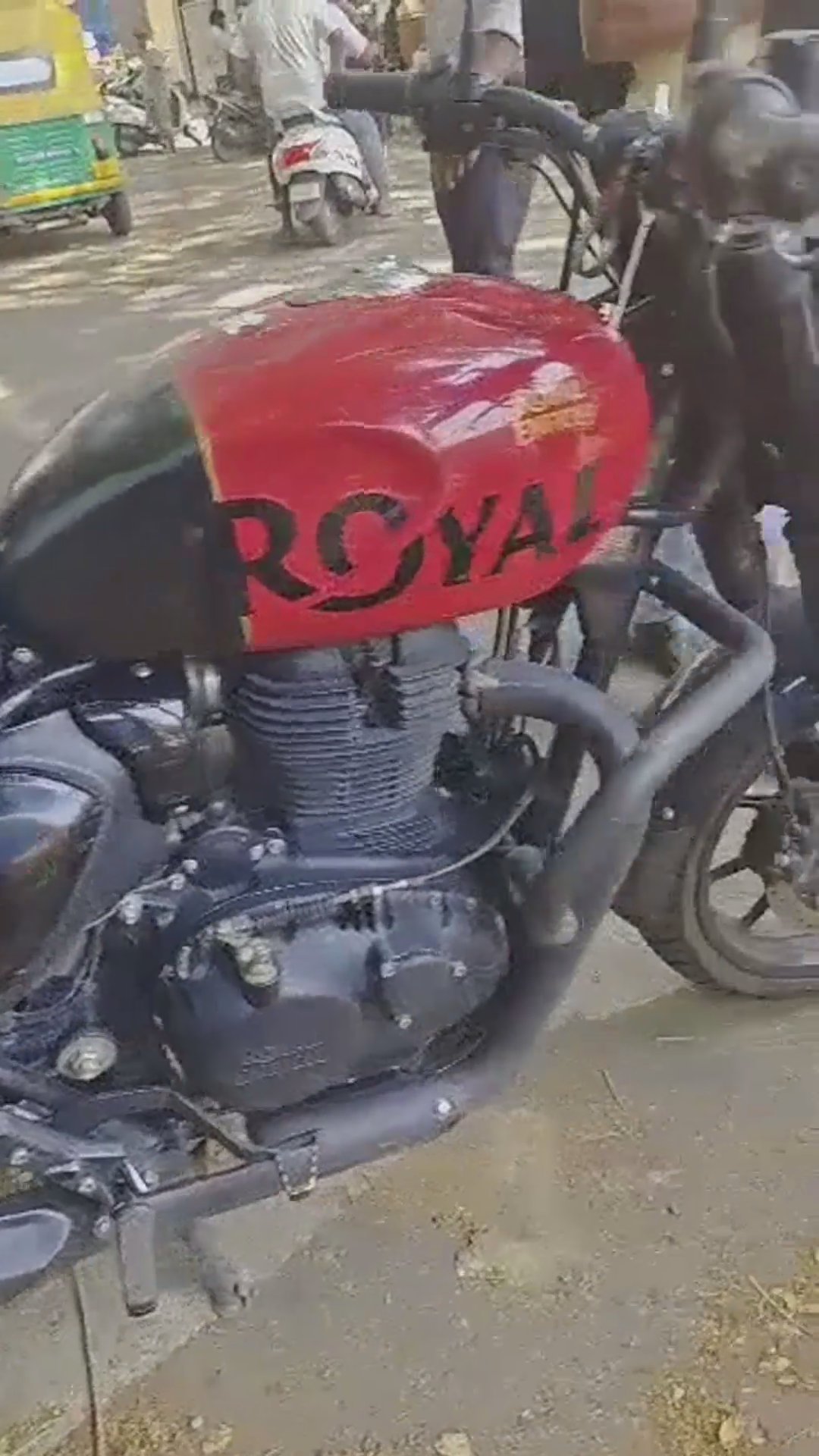 Walk-around video thumbnail