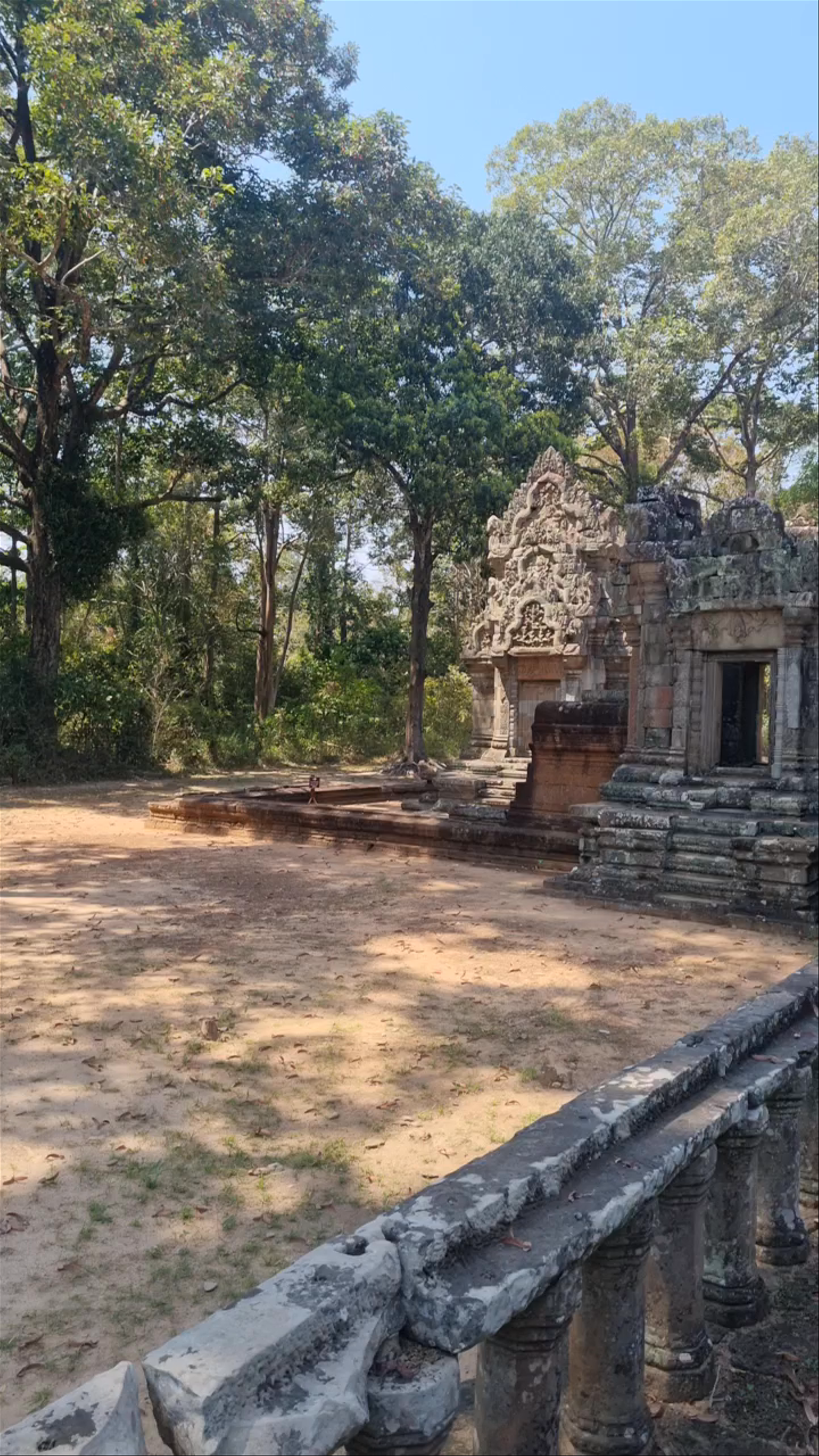 Chau Say Tevoda Temple Exploration, Angkor Archaeological Park, Siem Reap