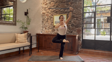 Balance and Stretch into Dancer