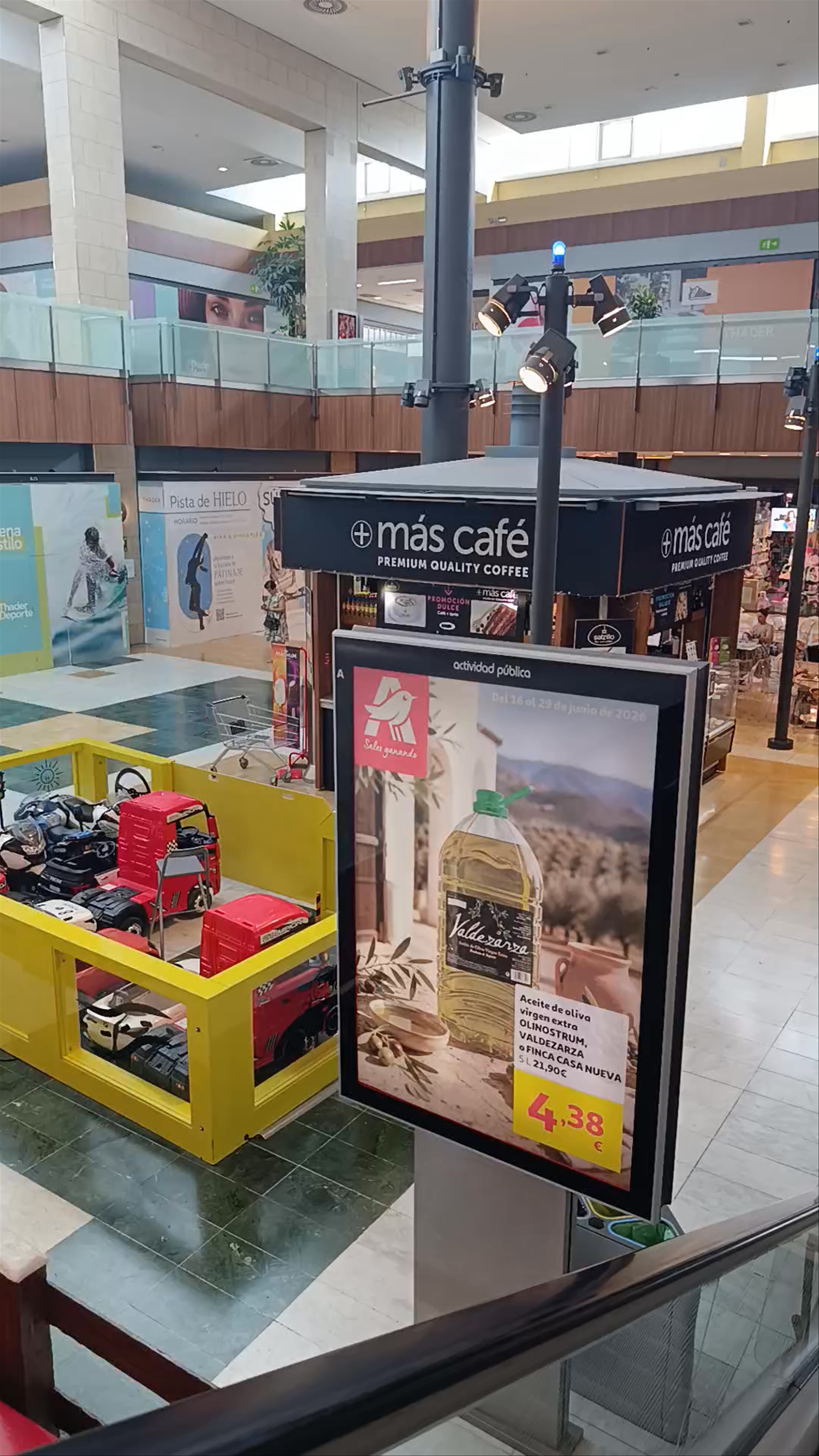 Centro Comercial Thader