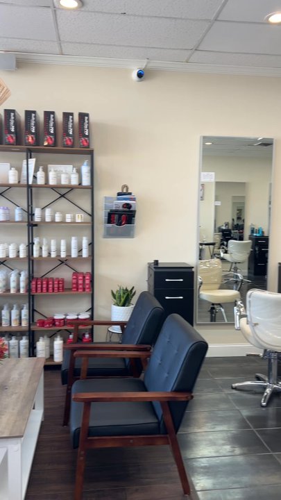 Phillip Hair Salon - Inside the salon - super clean! - Hair Salons Near Me - Springfield, Virginia
