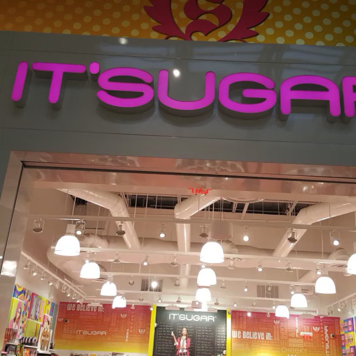IT'SUGAR - Yyyyyyyyh - Candy Stores Near Me - Katy, Texas