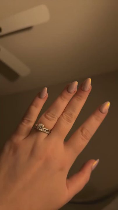 Mascoutah Nails - Light pink nails with chrome powder - Nail Salons Near Me - Mascoutah, Illinois