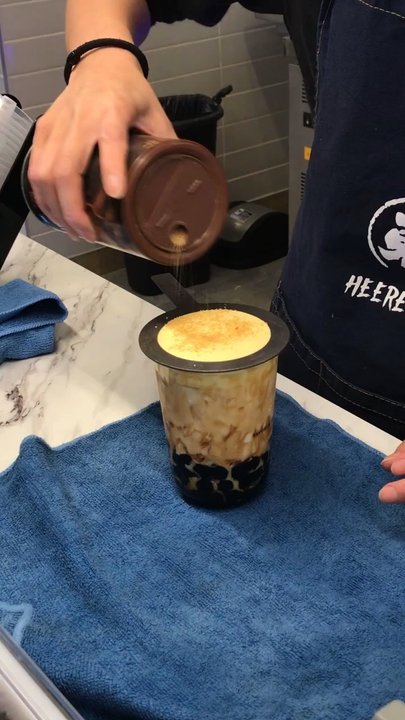 Heeretea - Creme Brûlée Milk Tea - Bubble Tea Near Me - Edmonton, Alberta