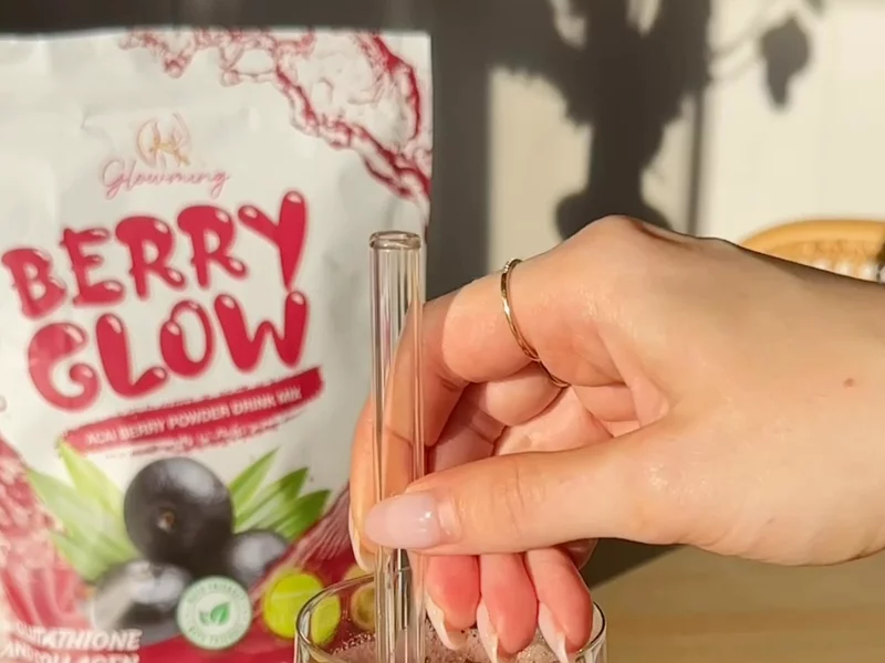 Berry Glow Debloat Drink