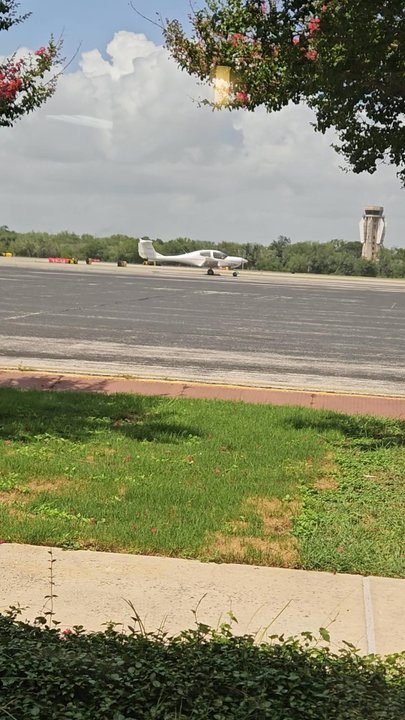 Trailblazer Cafe - Plane - Cafes Near Me - San Antonio, Texas