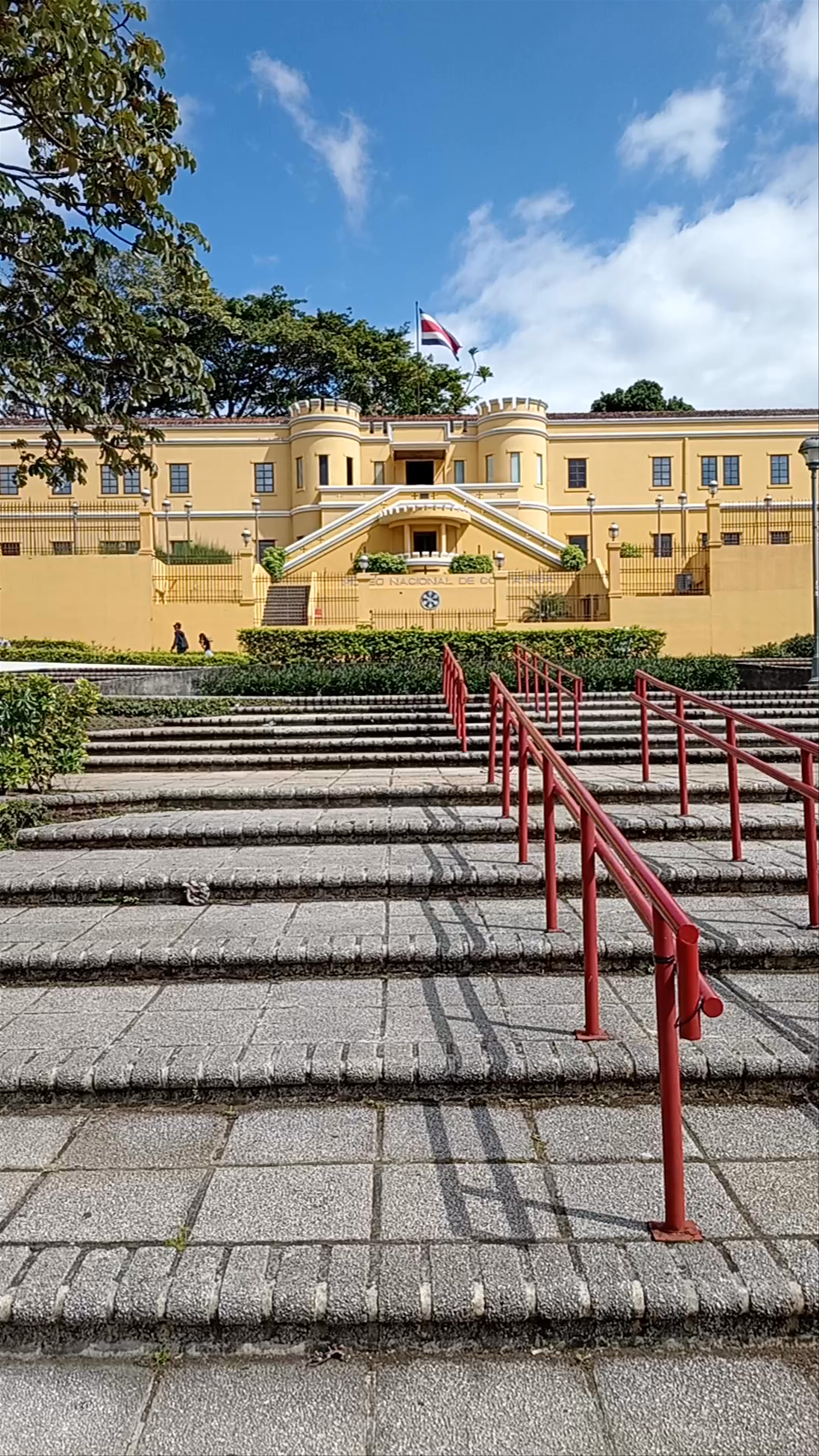 Plaza de la Democracia y de la Abolición del Ejército