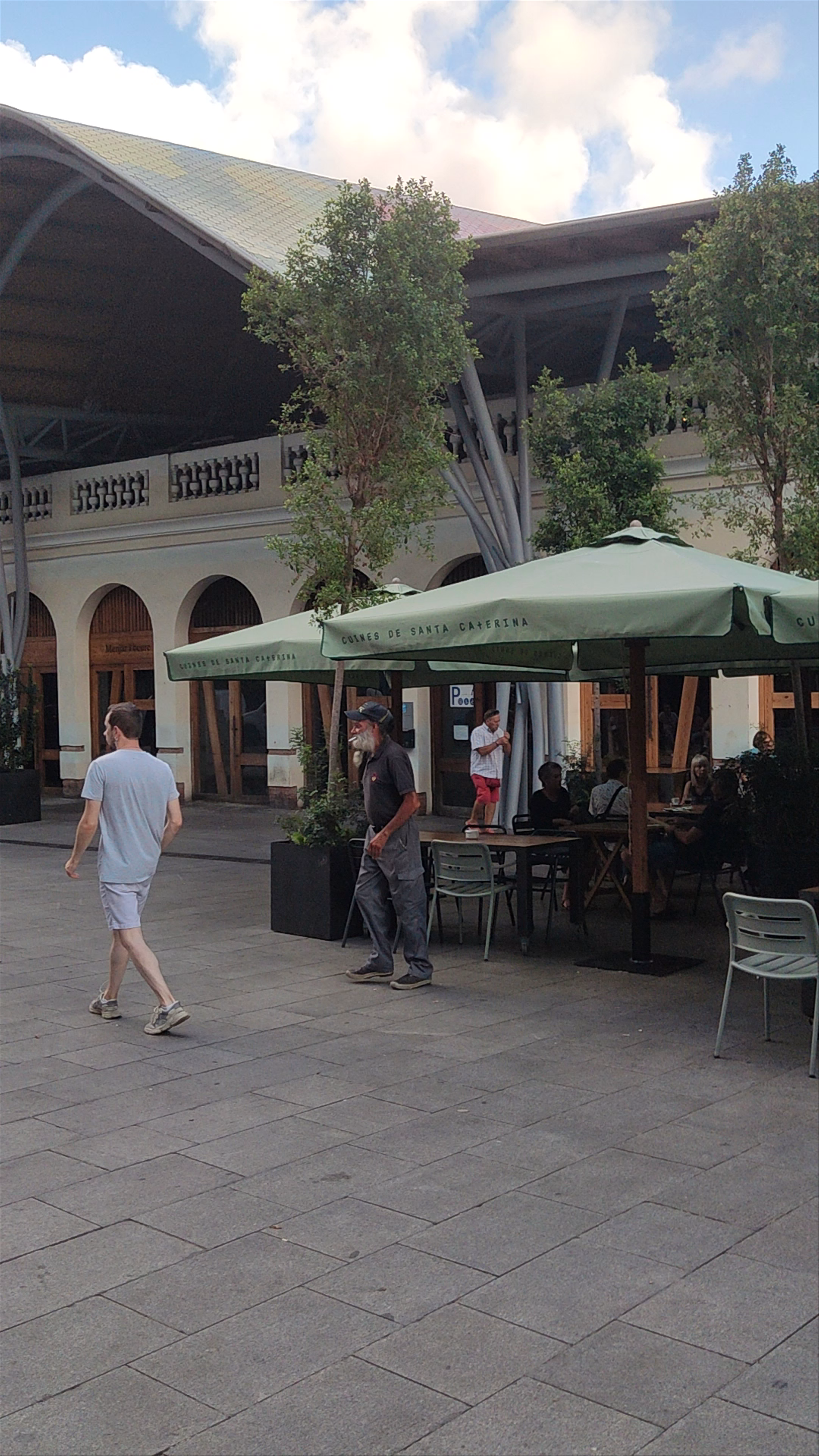 Mercado de Santa Caterina: A Vibrant Marketplace in Barcelona