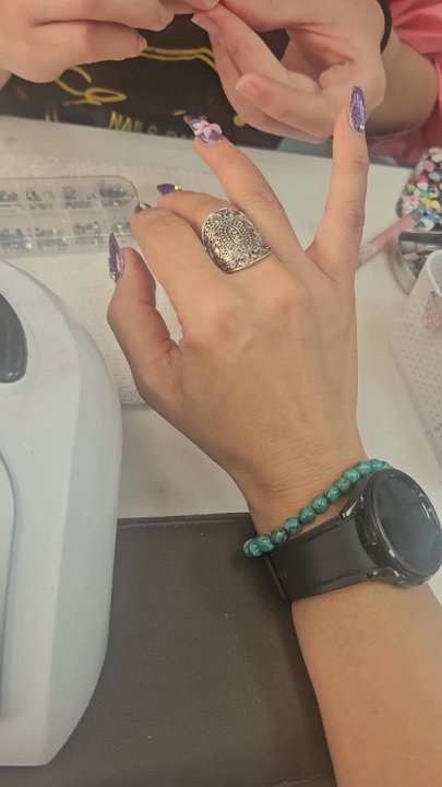 Em’s nails bar - 3-D nail art in the making! - Nail Salons Near Me - Bellingham, Washington