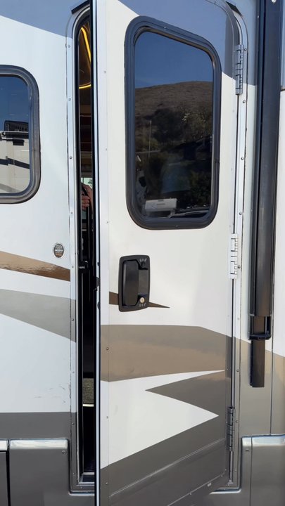 Chill RV - RV Rental Near Me
