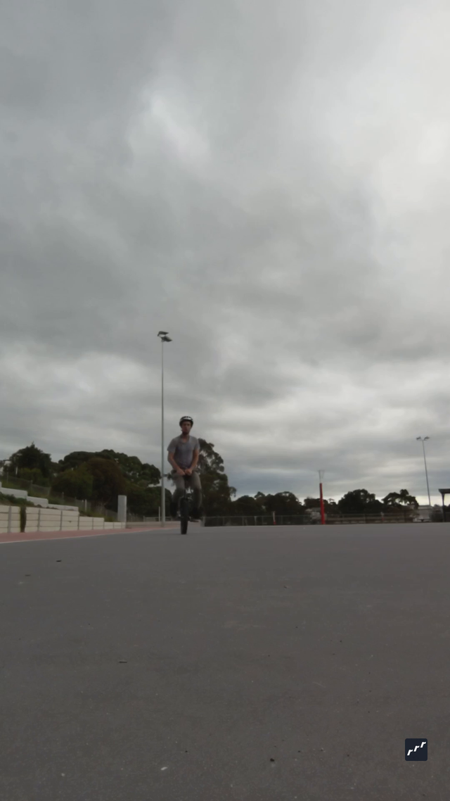 riu submission: Outspin-in donkey kick-in to in 360