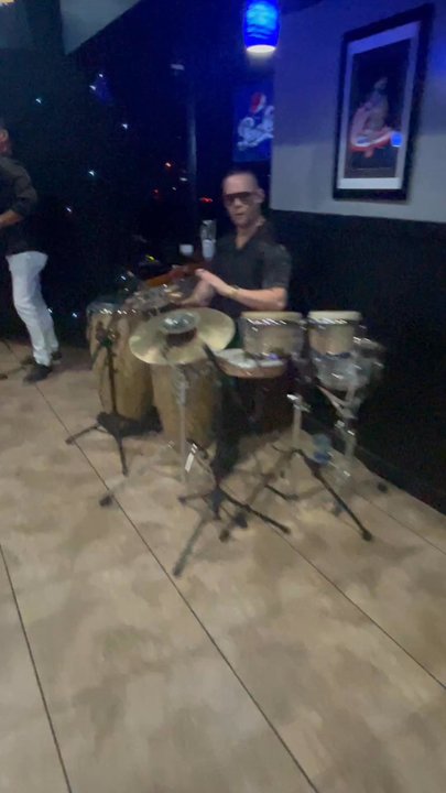 Como En Casa - Banda tocando en vivo sábado por la noche - Latin American Near Me - Oviedo, Florida